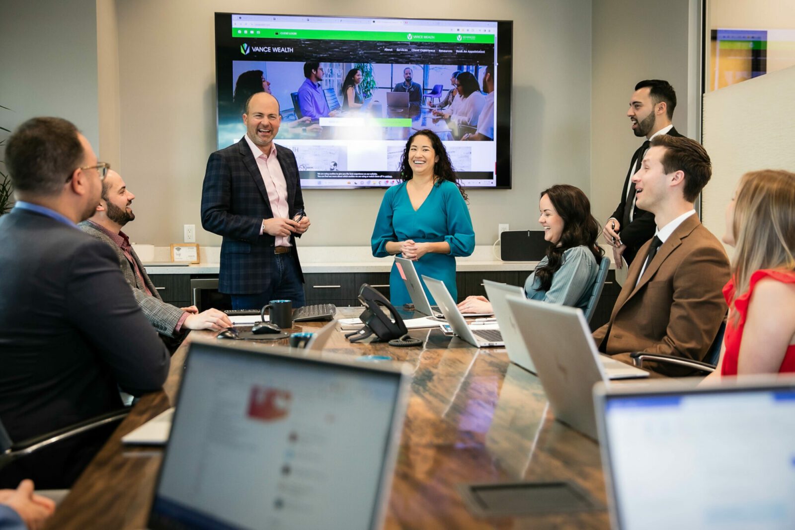 How To Choose The Right Photo For Your Post choose the right photo choose the right photo for your post choose a photo to post choose the right photo to post marketing photography santa clarita marketing photography scv marketing photography los angeles marketing photography la