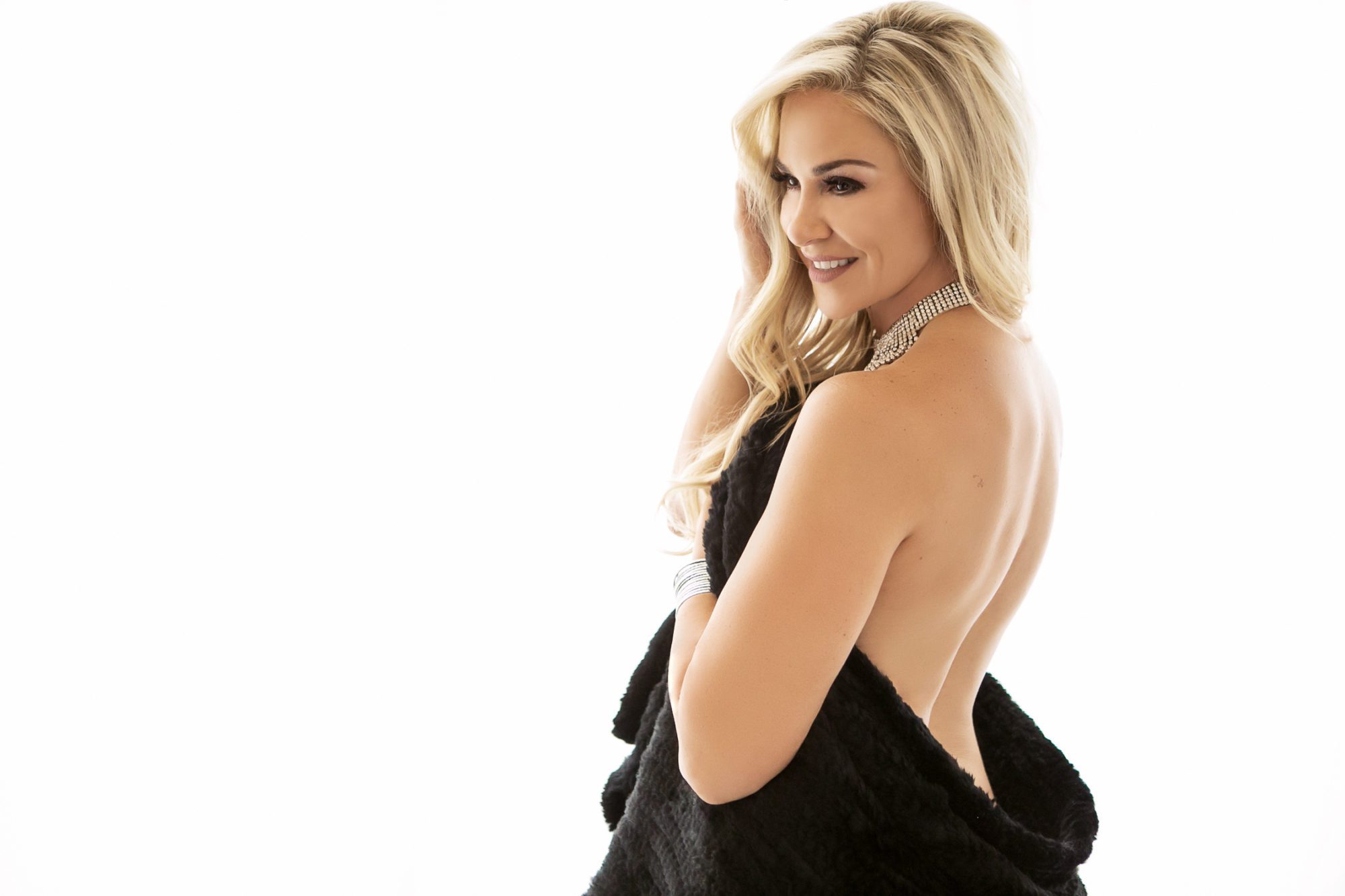 Featured image for “Boudoir Photo Shoots In Santa Clarita: Do I Have To Get Naked?”